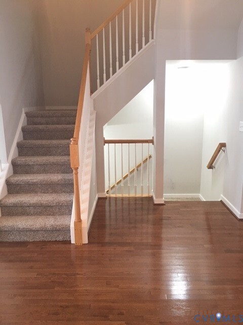 Building Photo - 7474 Pebble Lake Dr