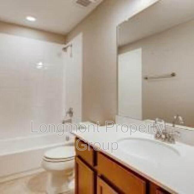 Building Photo - 780 Stonebridge Dr