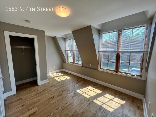 Building Photo - 1563 N 4th St