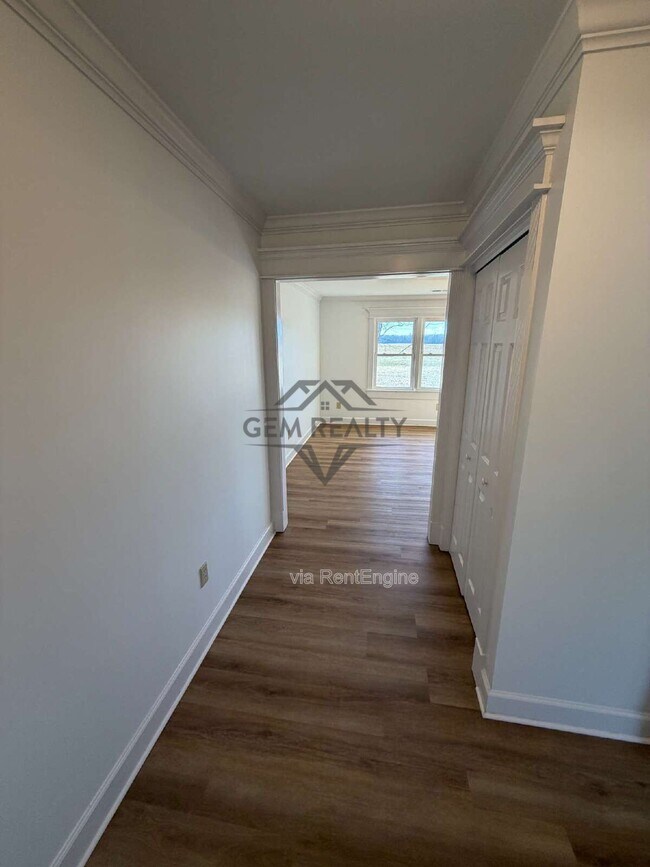 Building Photo - 15326 Tidewater Trail