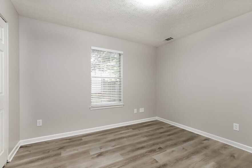 Building Photo - 3208 Bradford Pear Dr