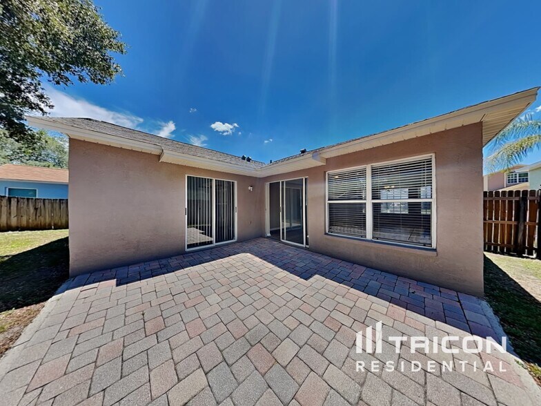 Building Photo - 12906 Brant Tree Dr
