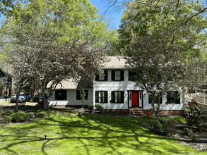 Building Photo - 510 Squire Cir