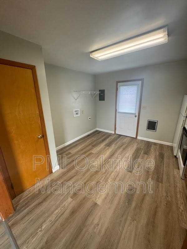 Building Photo - 707 N Center St