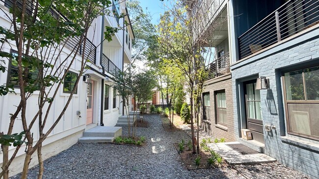 Building Photo - Chastain Park!  New Construction, 2 Bed-2 ...