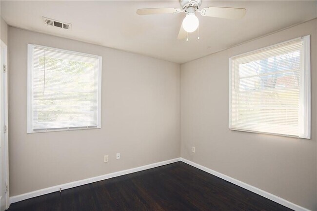 Building Photo - 3566 Bolfair Dr NW