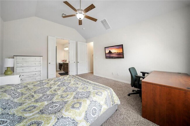 Building Photo - 253 Fannin Battleground Ln