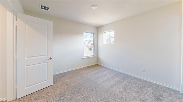 Building Photo - 3941 Oak Crk Cir