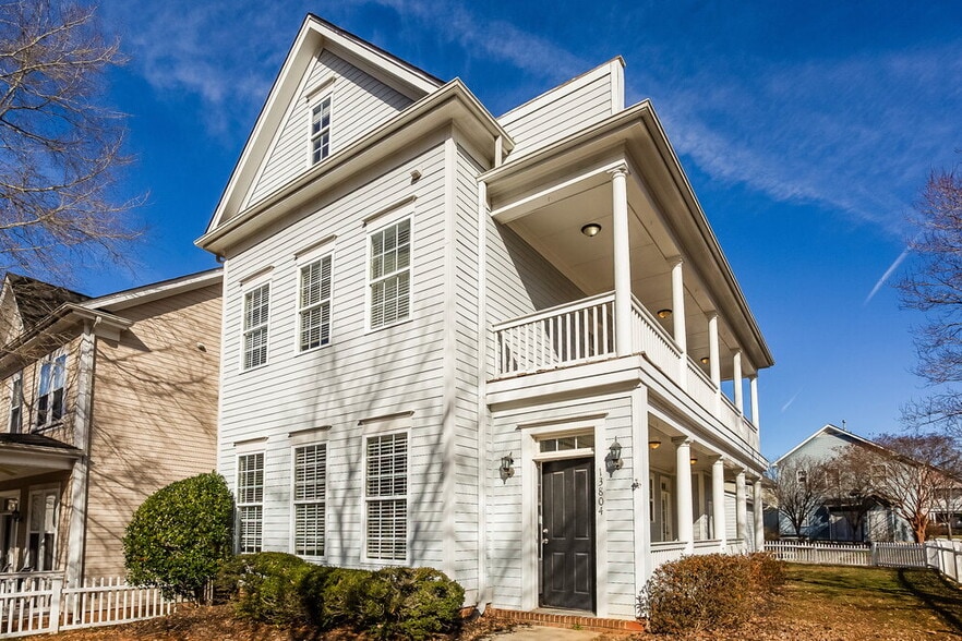 Building Photo - 13804 Connell Green Dr