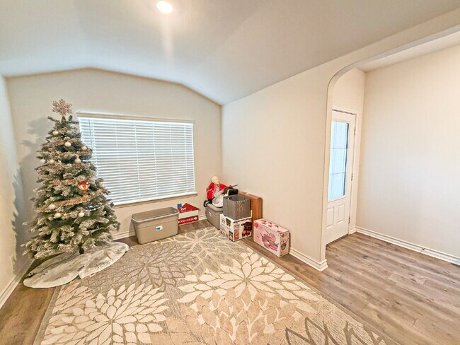 Building Photo - 13138 Whispering Bend, San Antonio, TX 78252