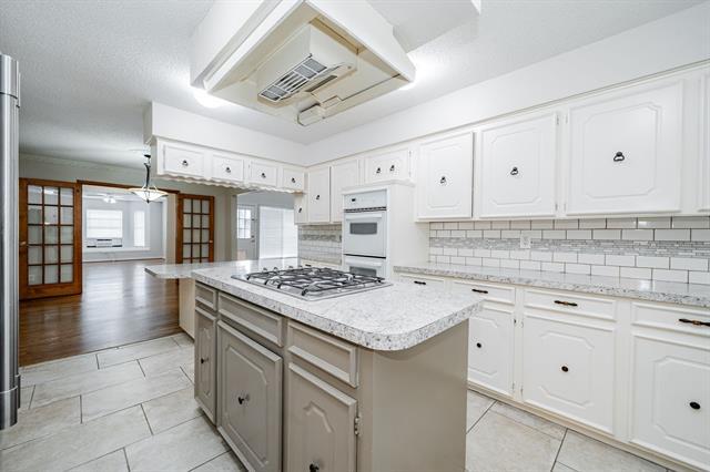 Building Photo - 3317 Bouvier St