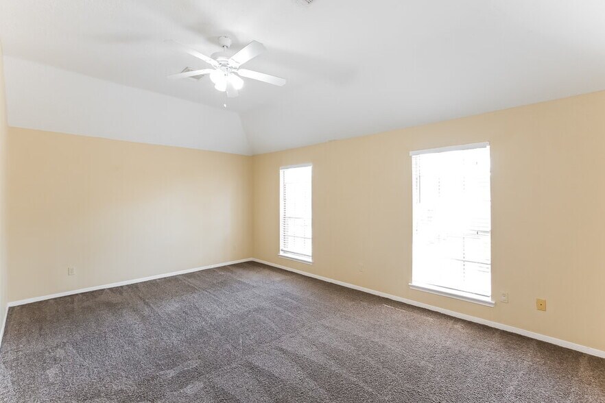 Building Photo - 13514 Ryanwood Dr