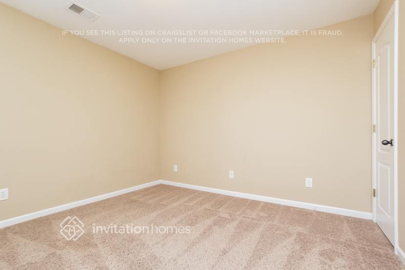 Building Photo - 6582 Grand Hickory Dr