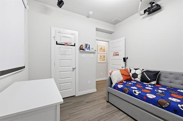 Building Photo - 5582 Yarborough Dr