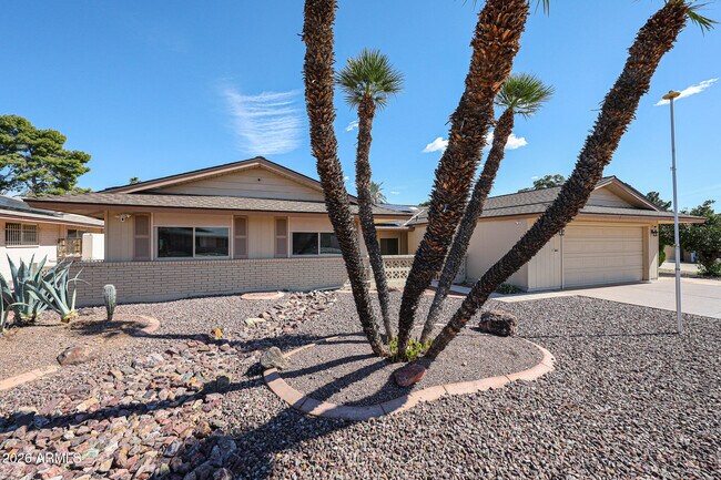 Building Photo - 9821 N 110th Ave