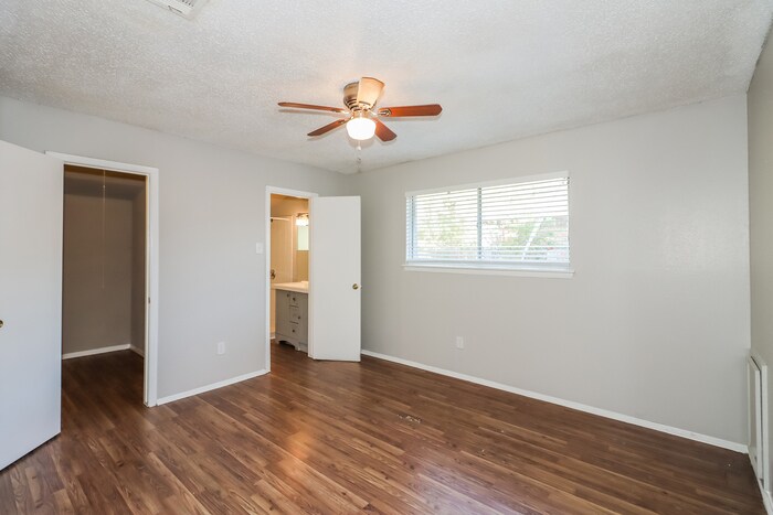 Building Photo - 11750 Murr Way