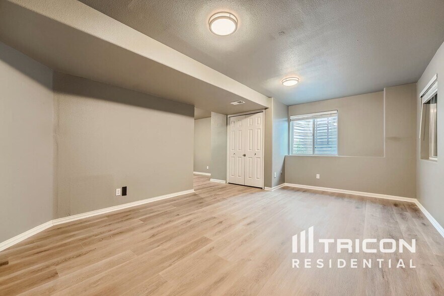 Building Photo - 20204 E Progress Pl