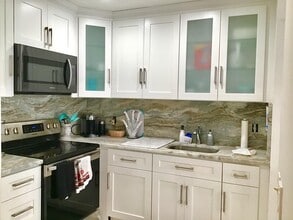 Building Photo - 239 Brittany F