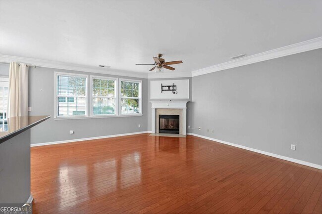 Building Photo - 605 Lofty Ln