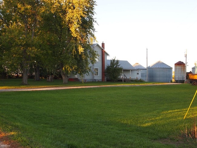 Building Photo - 9631 Coman Rd