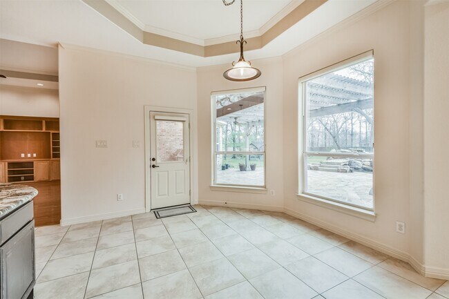 Building Photo - 2 Sagestone