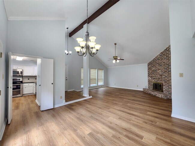 Primary Photo - 8534 Dawnridge Dr