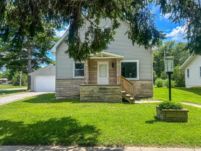 Building Photo - FOR RENT SAINT JOE-MOVE IN READY