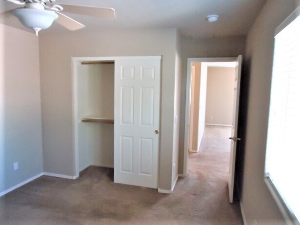 Building Photo - 14223 W Jenan Dr