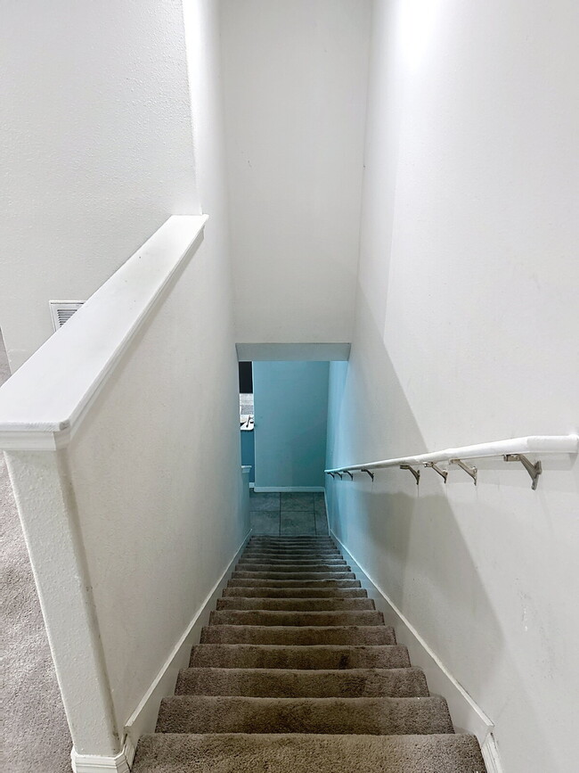 Building Photo - 7622 Ginger Lily Ct