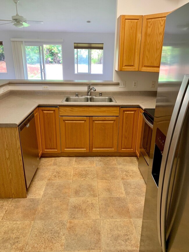 Building Photo - Kahana Ridge Three Bedroom