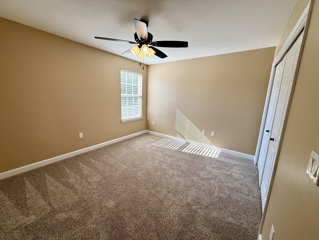 Building Photo - 4515 Hermosa Rd