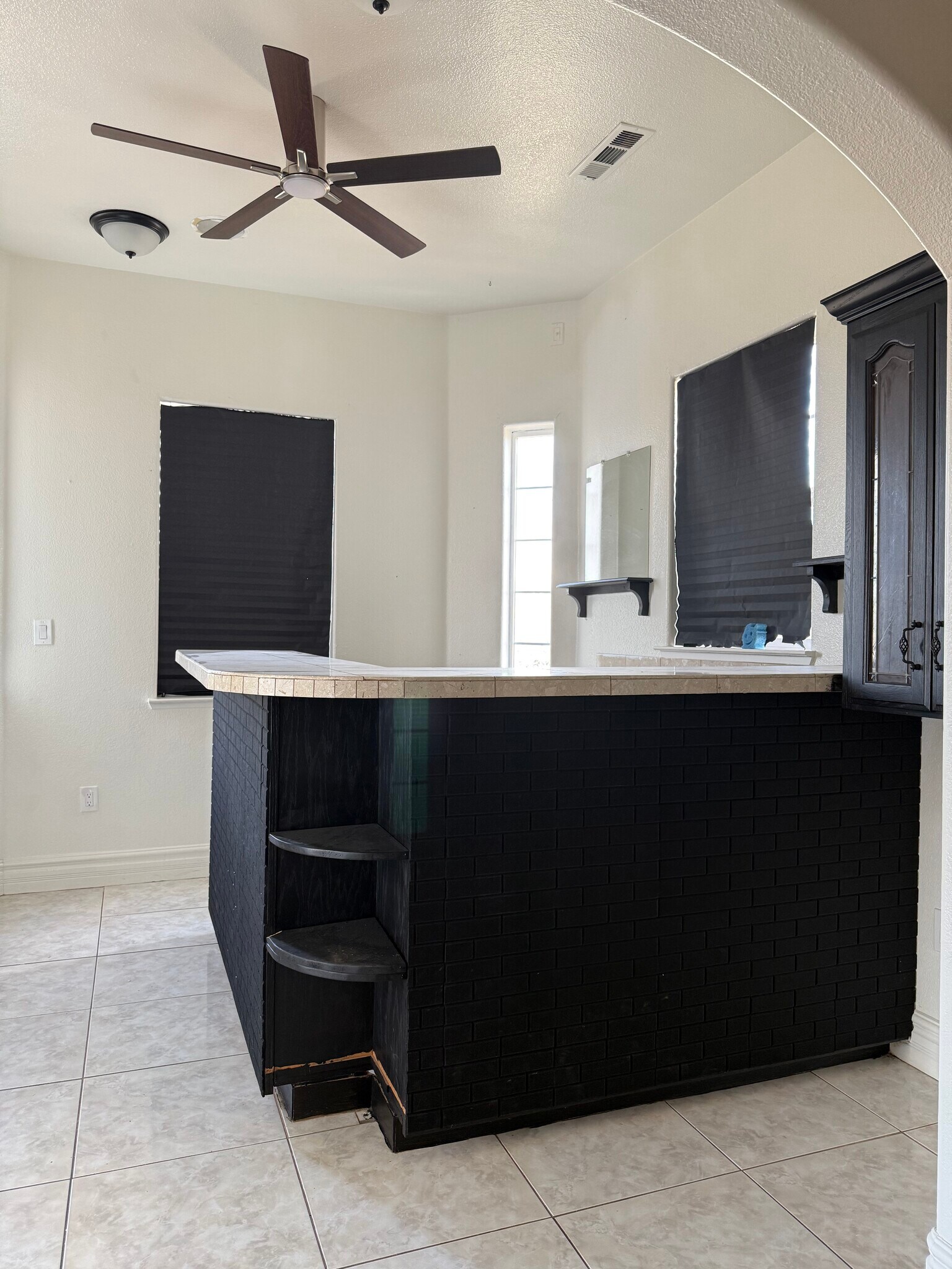 Building Photo - 31195 Lone Tree Rd