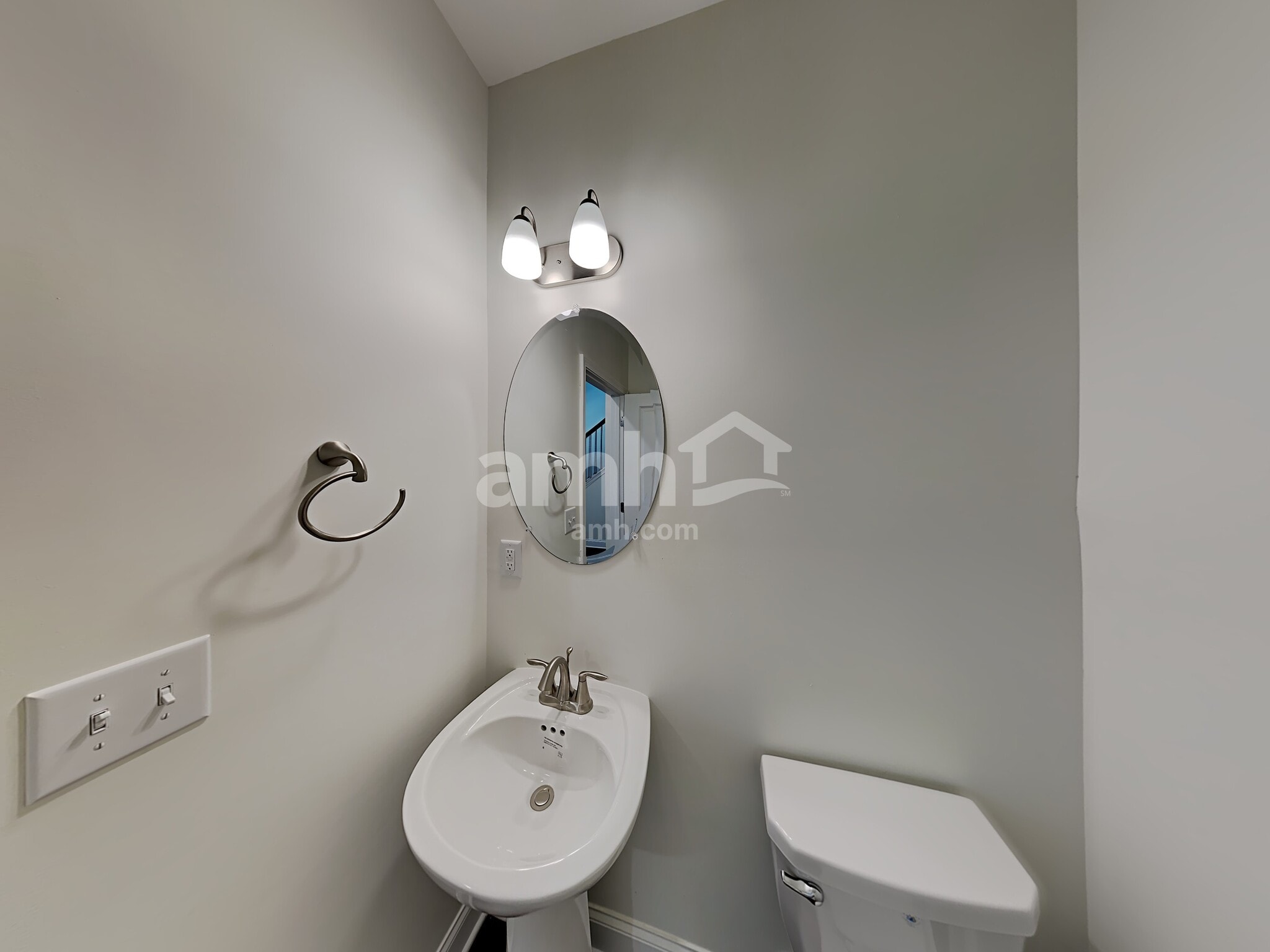 Building Photo - 421 Tributary Ln