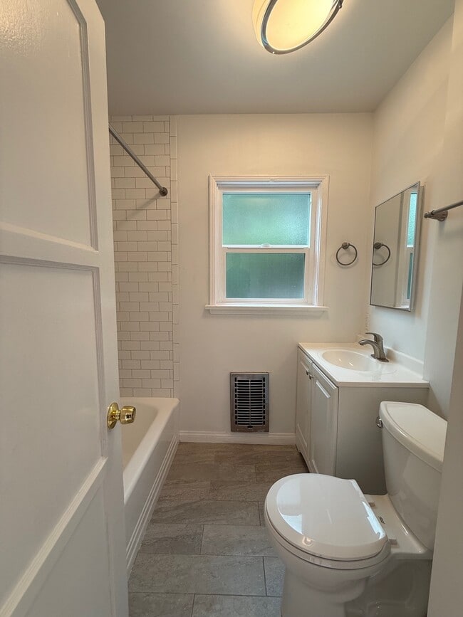 Building Photo - 1155 N Genesee Ave