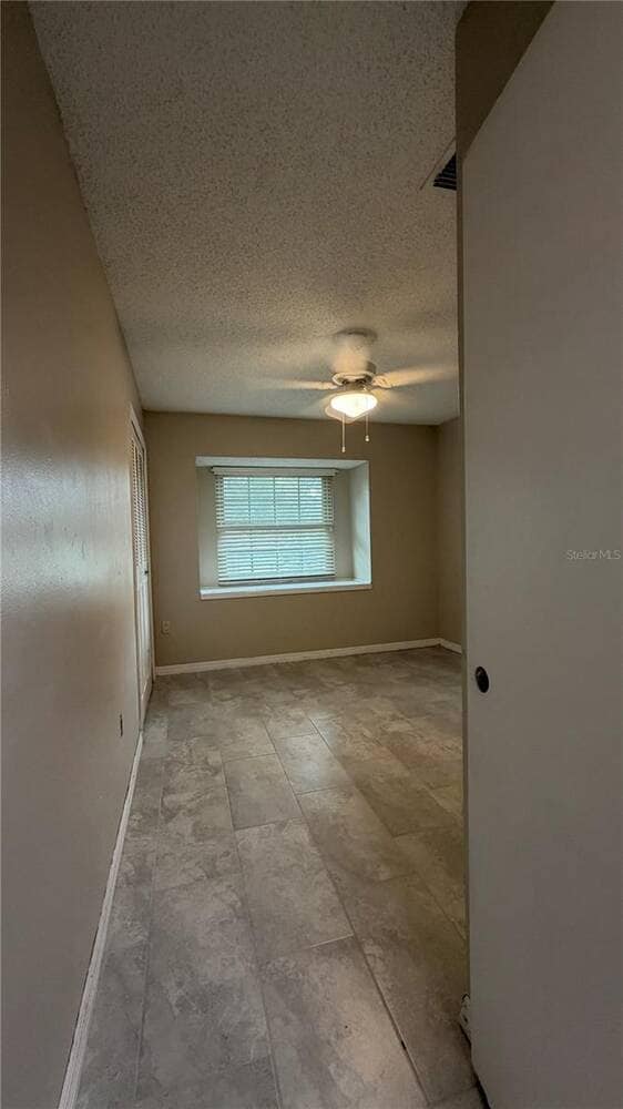Building Photo - 6434 Rockingtree Ln