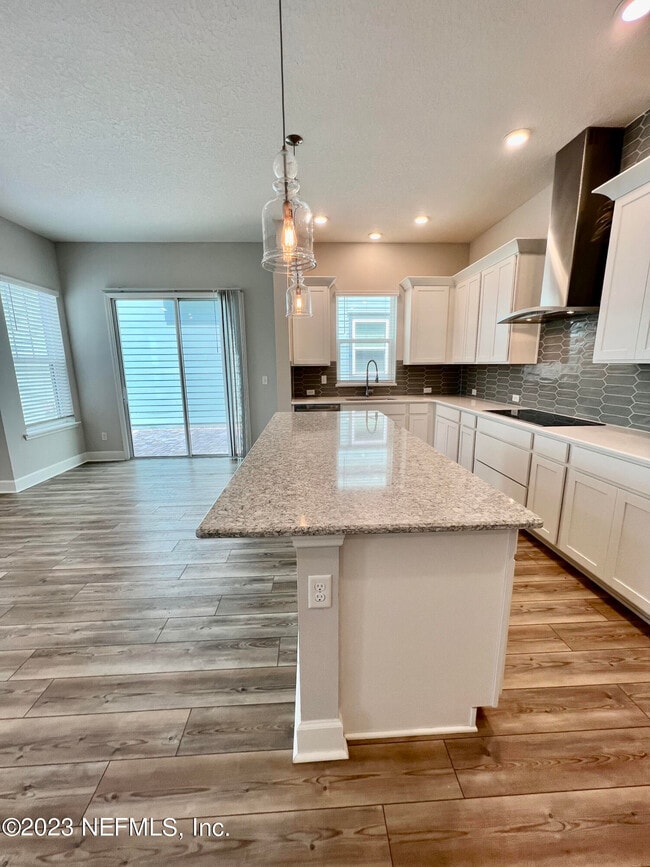 Building Photo - 7324 Beach Haven Pl