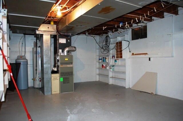 Building Photo - 3047 Hawthorne Ave