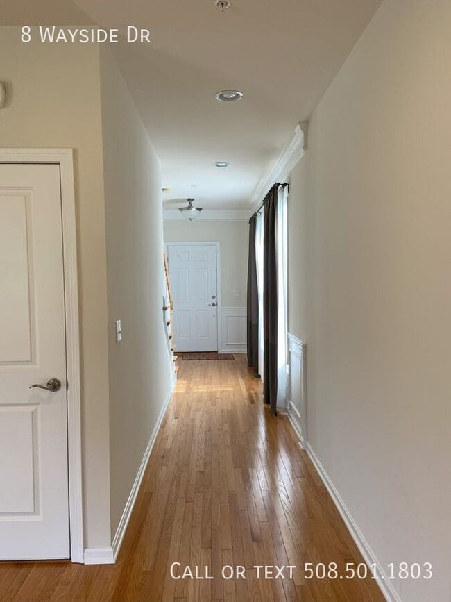 Building Photo - 8 Wayside Dr