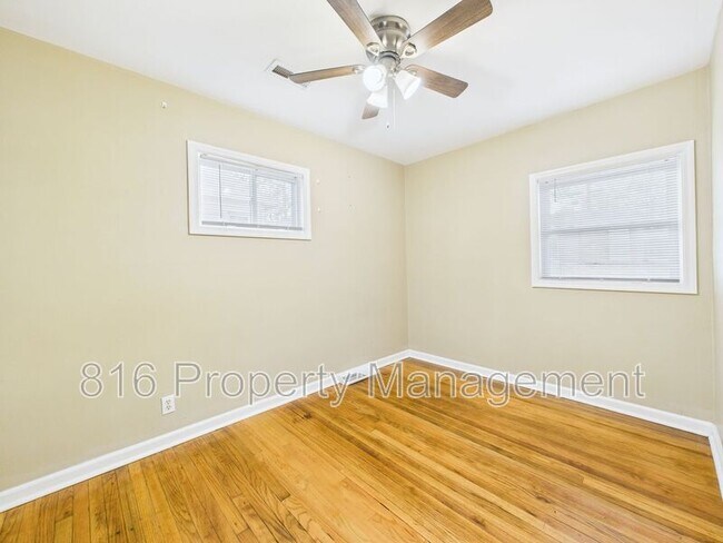 Building Photo - 3716 Mersington Ave