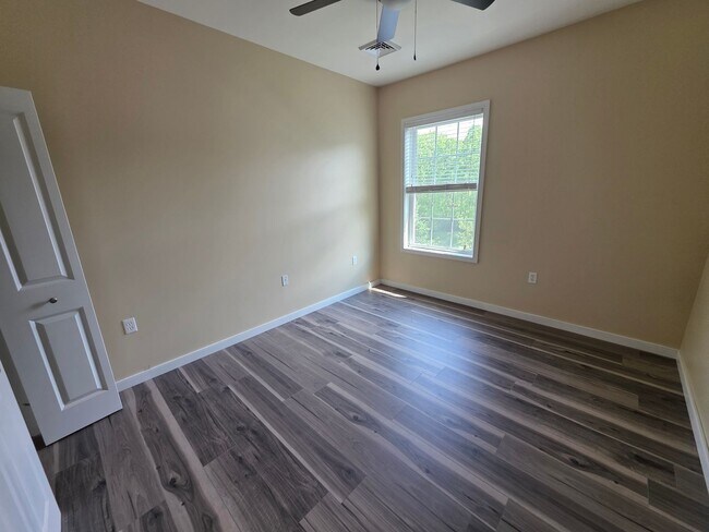 Building Photo - Wiltree Court-269