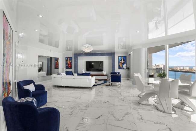 Building Photo - 2600 Island Blvd