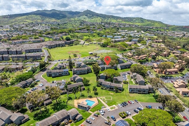 Primary Photo - Makakilo Townhouse- 3 bed/ 1.5 bath/ 2 parking - Dog Friendly