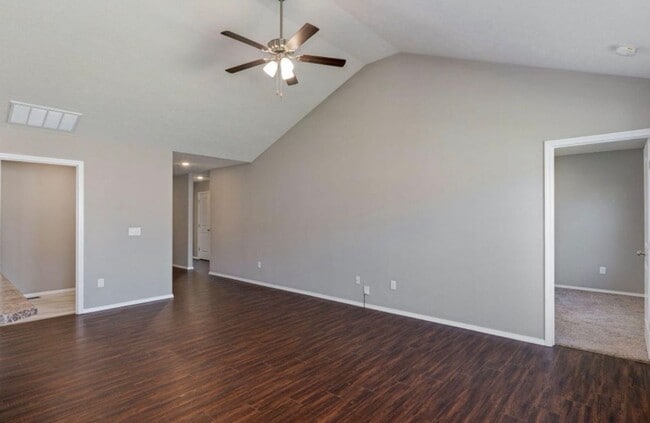 Building Photo - 4 Bedroom | 2 Bathroom | 3 Car Garage| Republic MO | Fenced Backyard!
