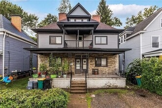Building Photo - 319 N Balph Ave
