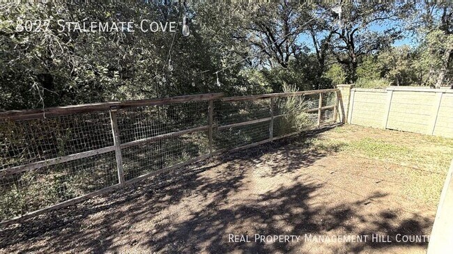 Building Photo - 8027 Stalemate Cv