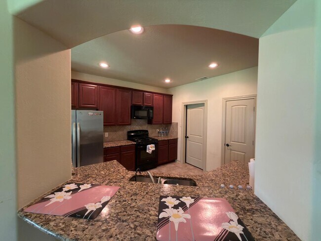 Building Photo - 3419 Selene Dr