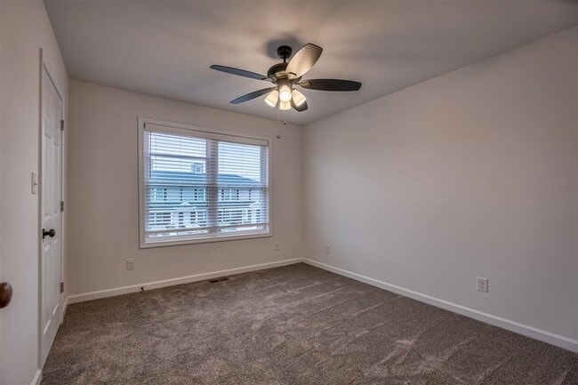 Building Photo - 100 Commerce St