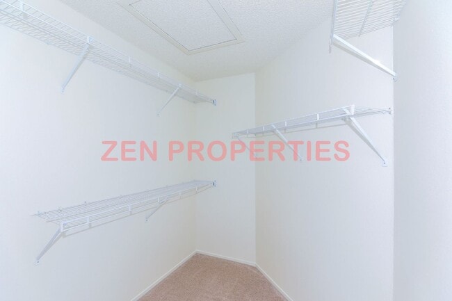 Building Photo - 2 Bedroom, 2 Bath, 2 Car Garage for rent a...