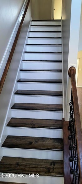 Building Photo - 419 Lafitte Way