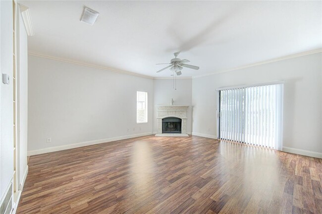 Building Photo - 2023 Gentryside Dr